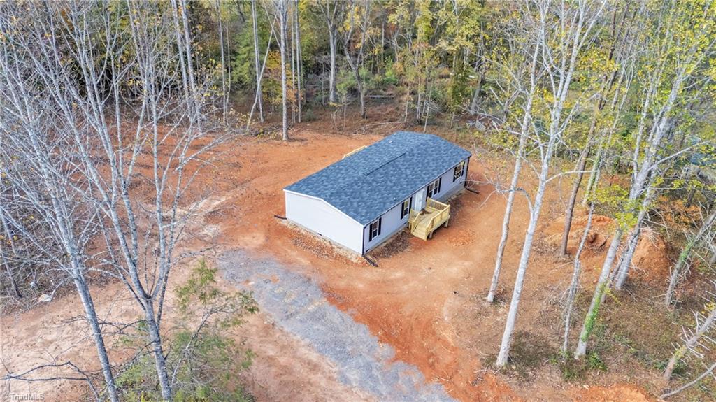 333 Johnson Road North Wilkesboro, NC 28659 - Photo 6 of 40