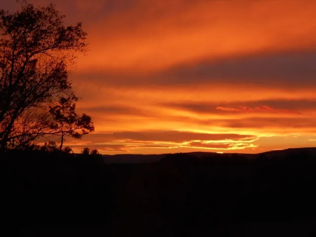 $599,900 | 21 Old County Road, Southampton, MA 01073