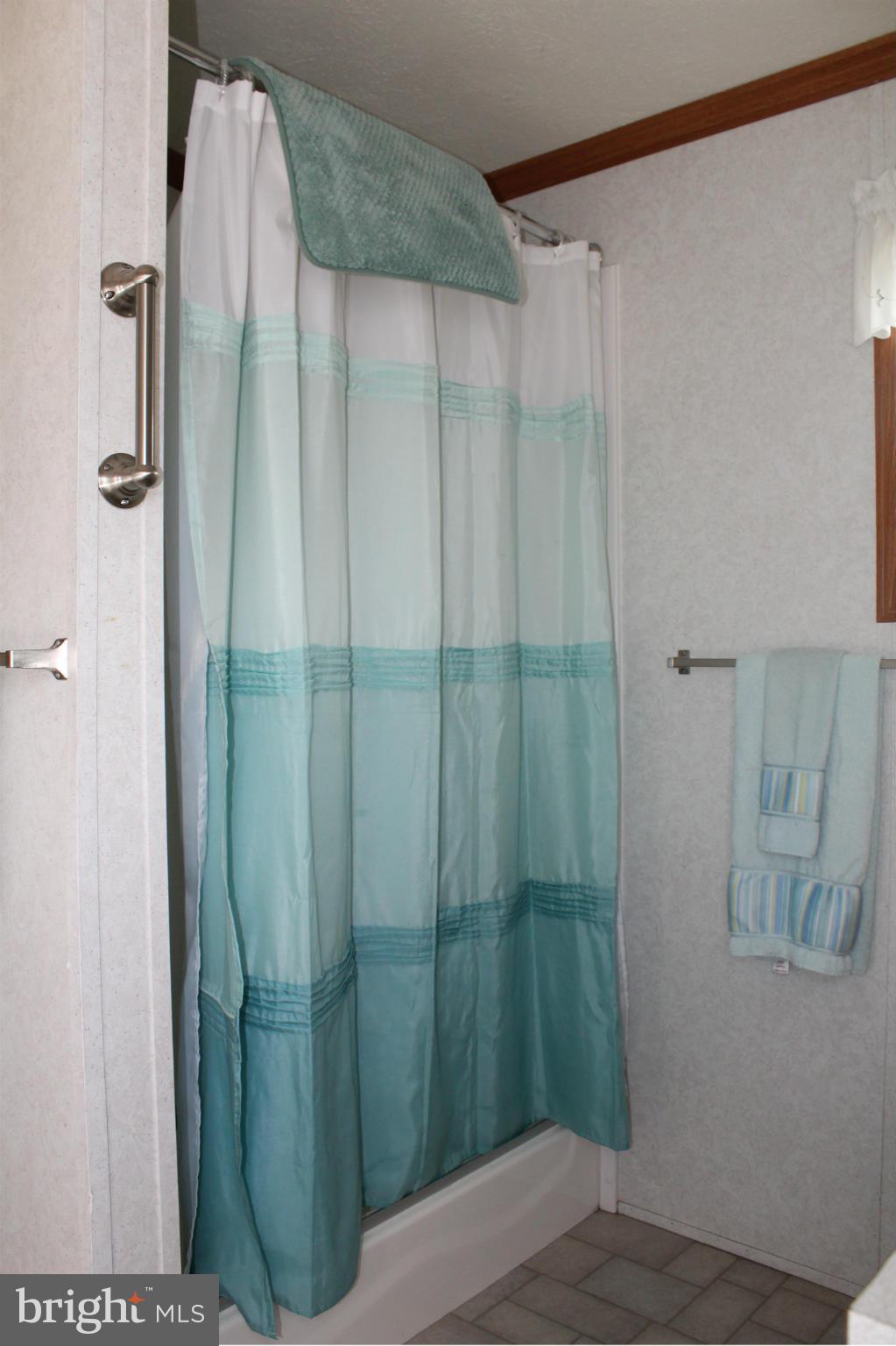 102 Trailway Road Middle River, MD 21220 - Photo 13 of 22 Bath (Master)