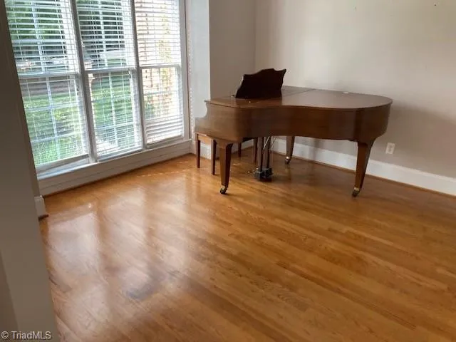 $574,900 | 171 Oak Ridge Drive, Eden, NC 27288