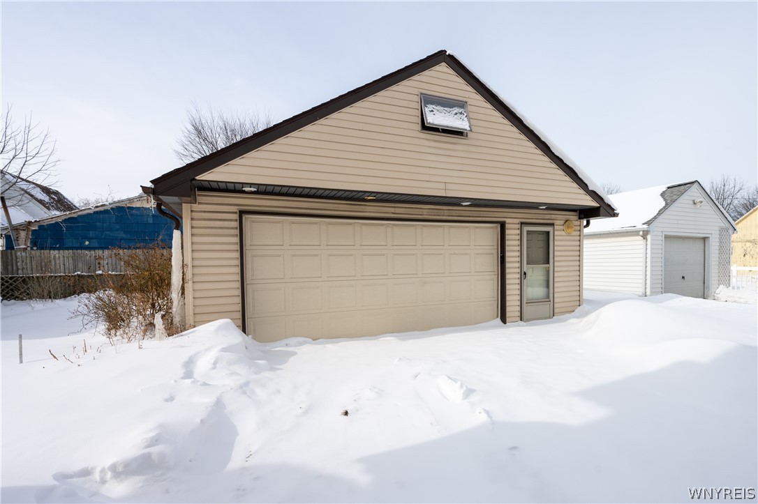 358 Weimar Street Buffalo, NY 14206 - Photo 39 of 40