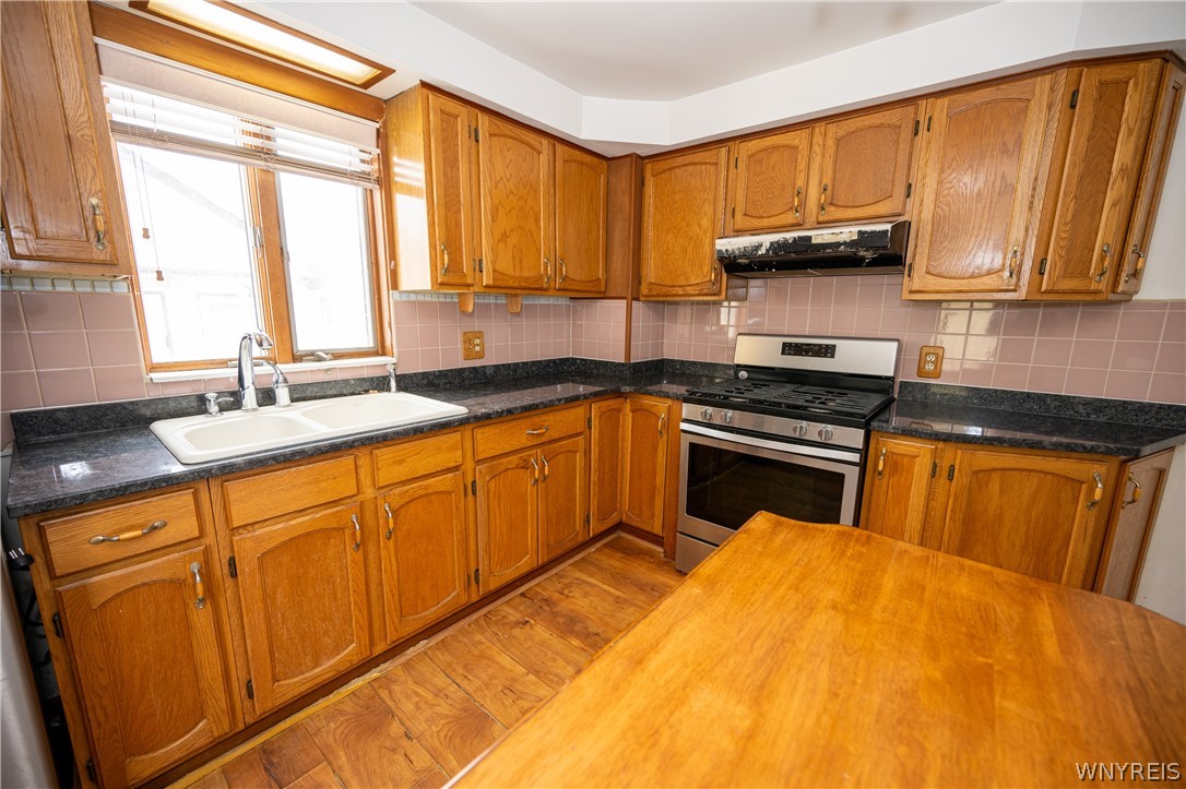 358 Weimar Street Buffalo, NY 14206 - Photo 6 of 40