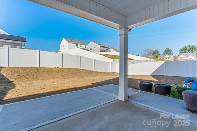 $2,300 | 116 Farrier Lane, Statesville, NC 28677