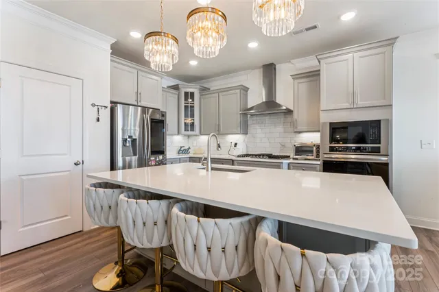 $2,300 | 116 Farrier Lane, Statesville, NC 28677