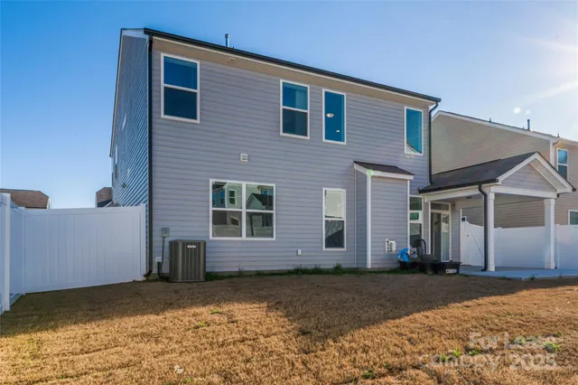 $2,300 | 116 Farrier Lane, Statesville, NC 28677