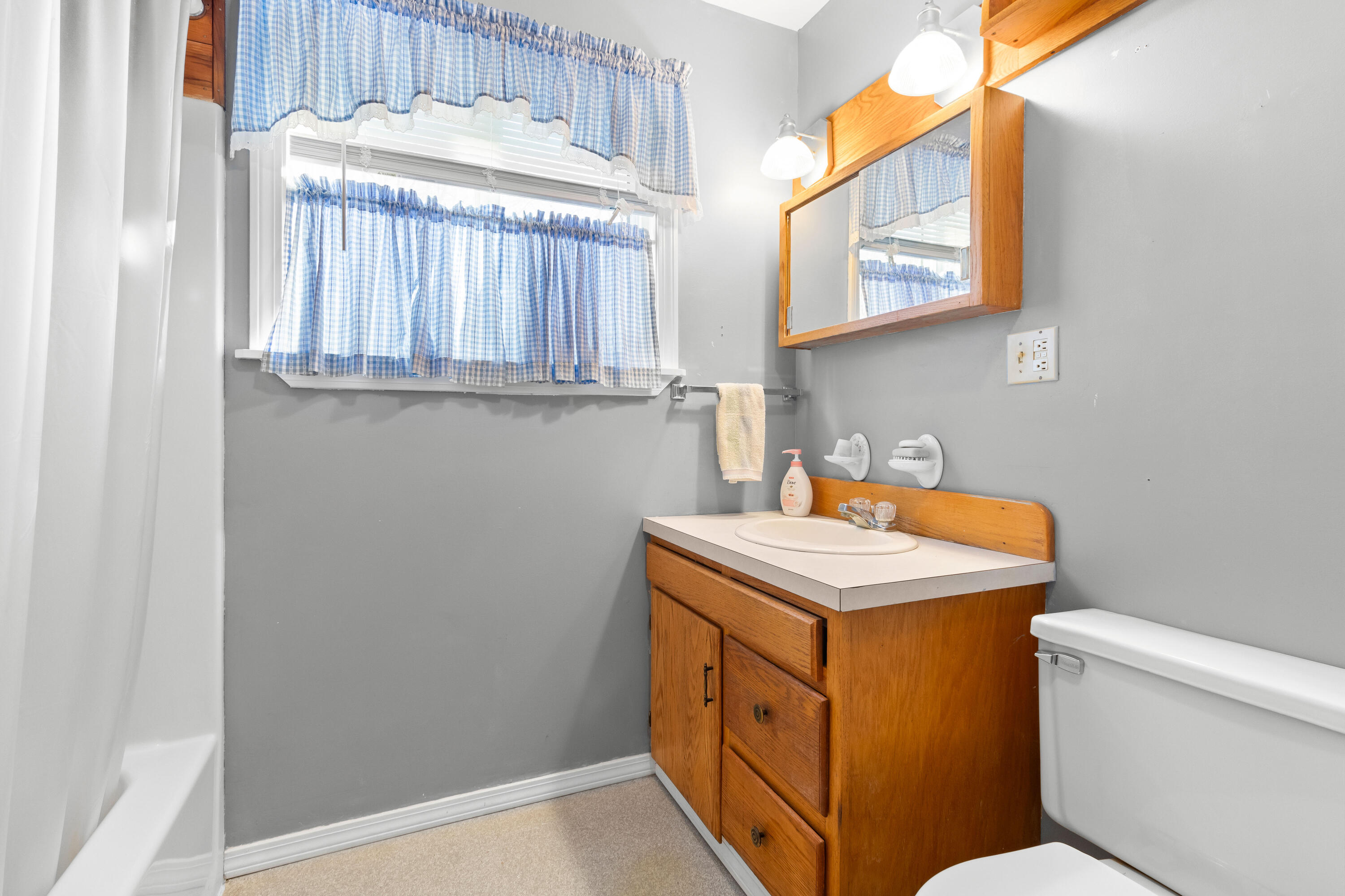 1213 North Union Road Union, ME 04862 - Photo 27 of 55 Main Bath