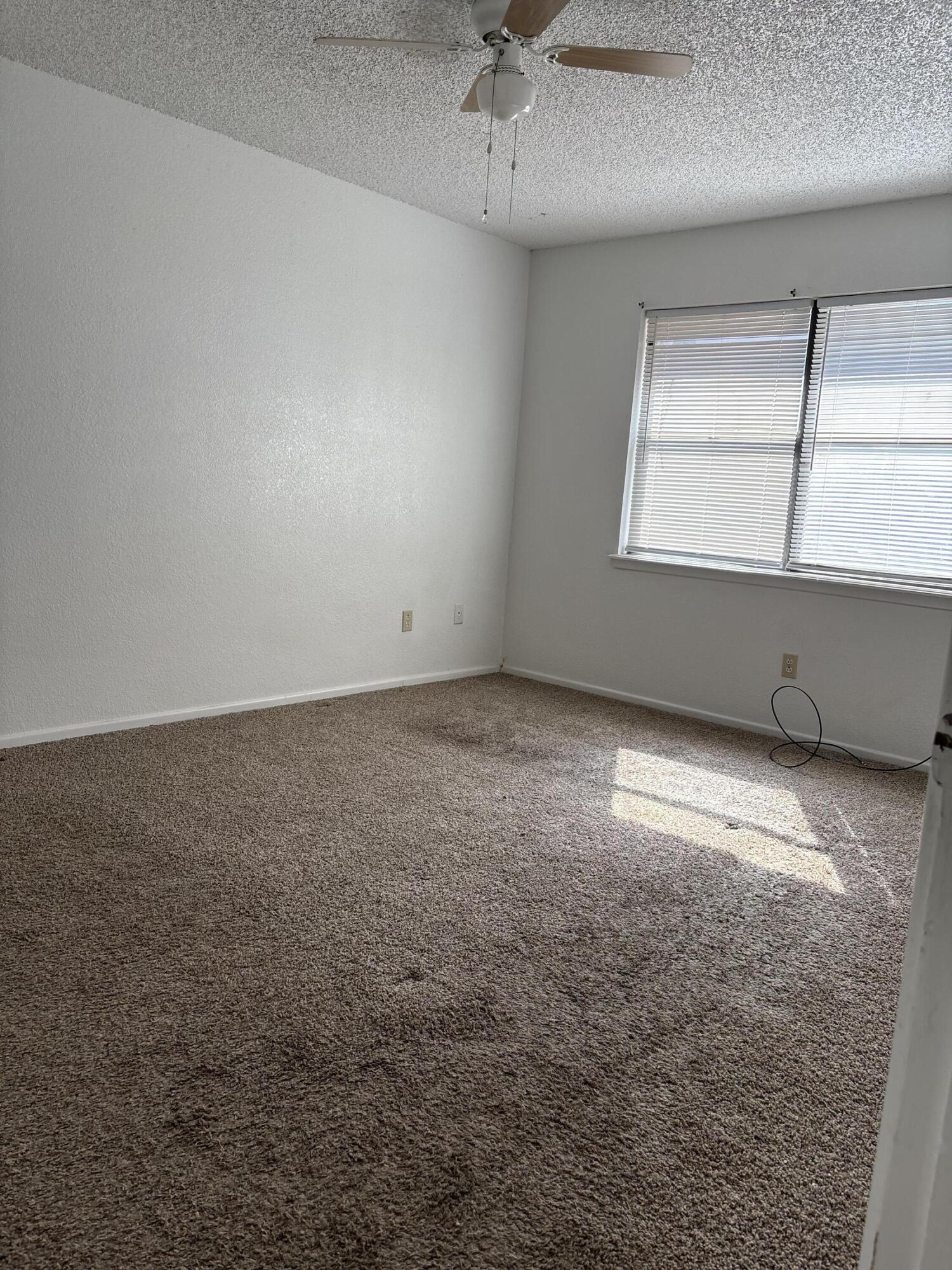 6414 York Drive, Unit A Lubbock, TX 79414 - Photo 4 of 7 78414926427__3F63C437-6217-49CF-A39D-B3D