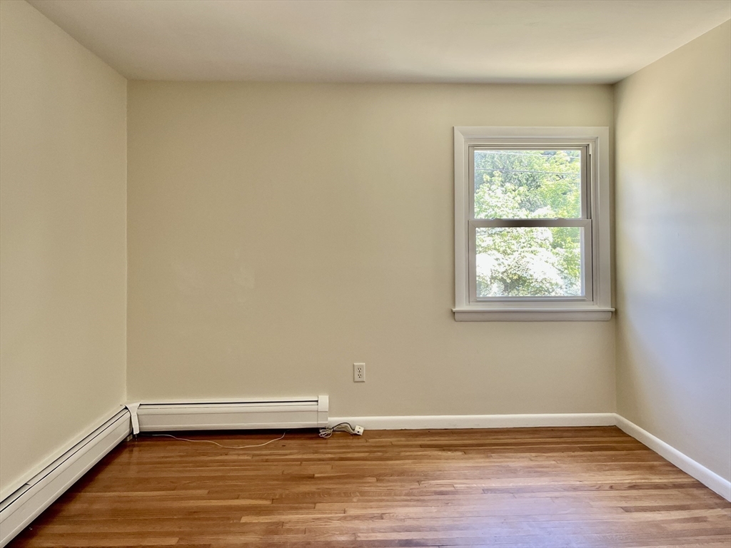 39 Jeffrey Lane Amherst, MA 01002 - Photo 20 of 41
