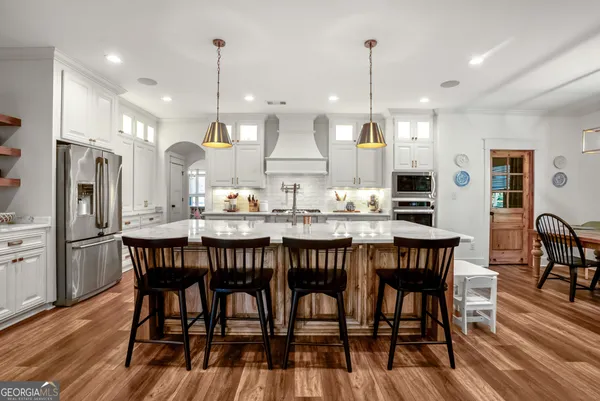 $879,900 | 206 Altamaha Way, Bonaire, GA 31005