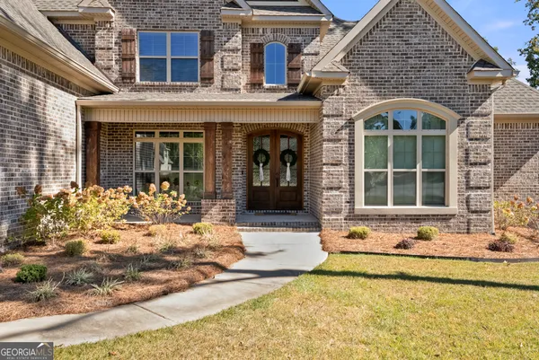 $879,900 | 206 Altamaha Way, Bonaire, GA 31005