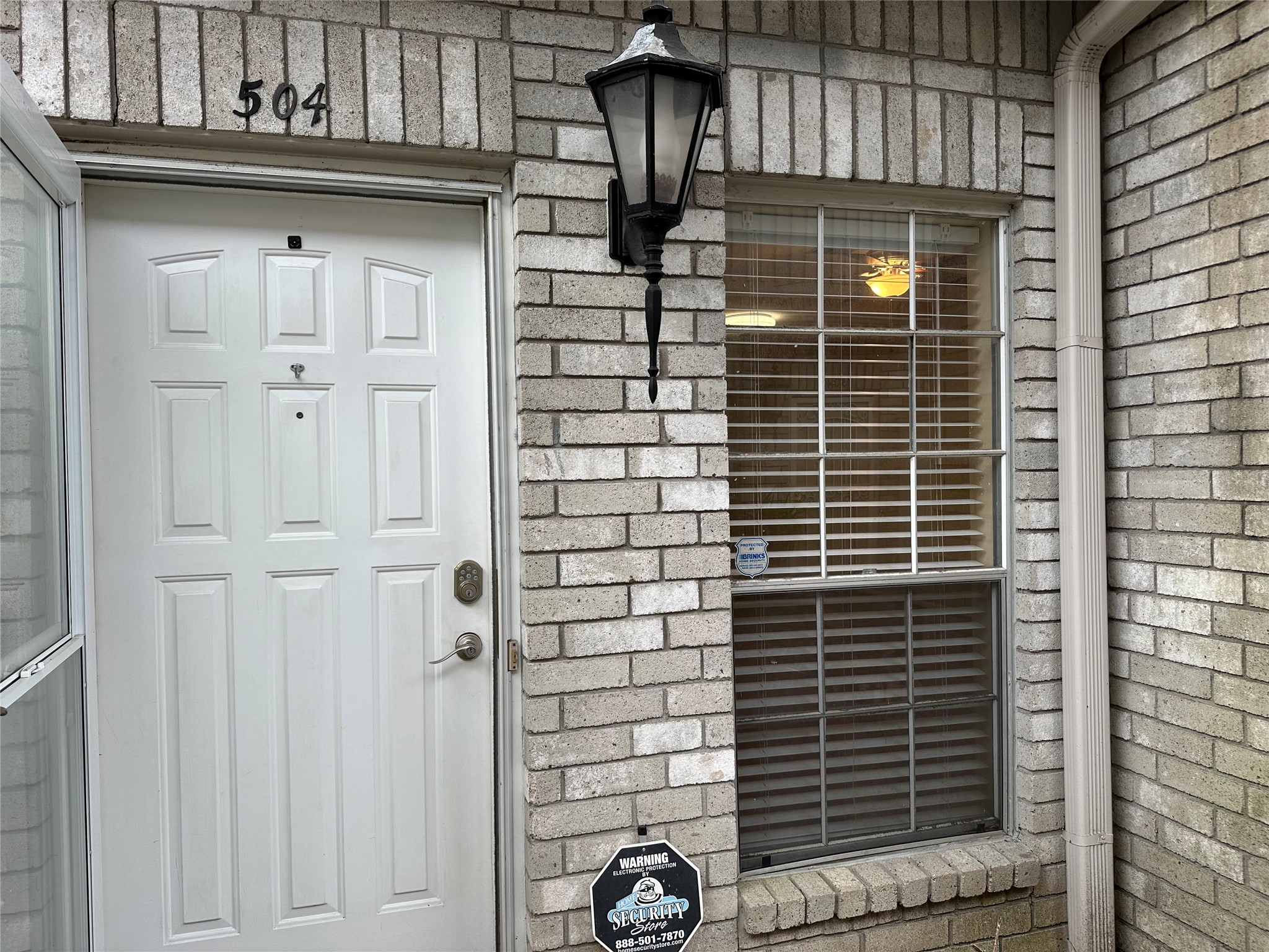 3800 Tanglewilde Street, Unit 504 Houston, TX 77063 - Photo 1 of 20 a view of door