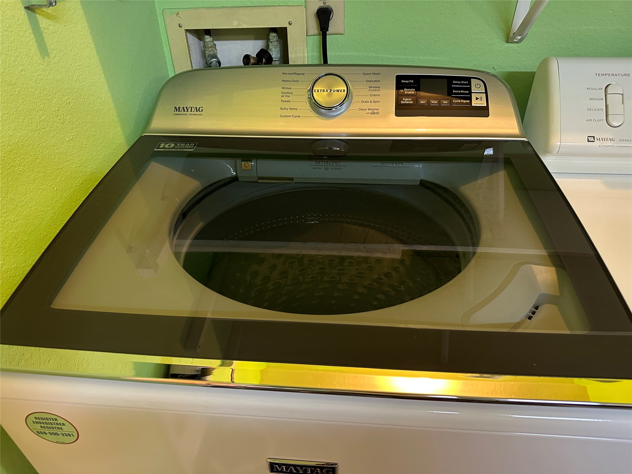 3800 Tanglewilde Street, Unit 504 Houston, TX 77063 - Photo 19 of 20 a utility room with dryer and washer