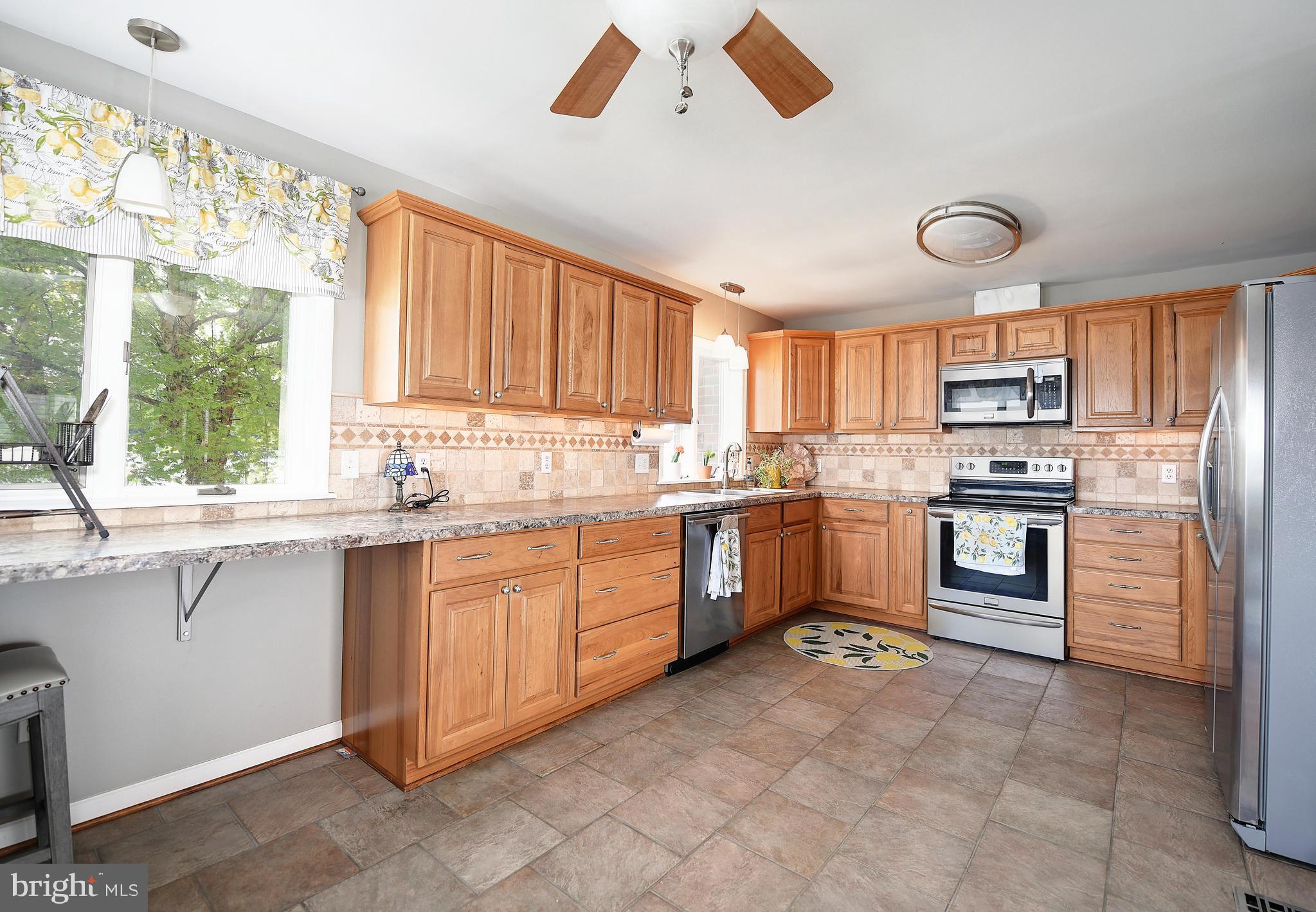 1907 Cape May Road Essex, MD 21221 - Photo 7 of 86 Gallery Image 7
