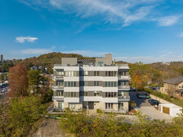 $489,000 | 411 Fairpoint Street, Unit 306, Chattanooga, TN 37405