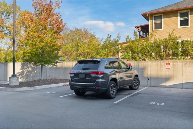 $489,000 | 411 Fairpoint Street, Unit 306, Chattanooga, TN 37405