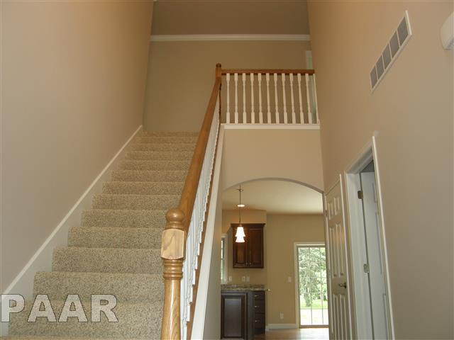 6619 North Mount Hawley Road Peoria, IL 61614 - Photo 5 of 10 Gallery Image 5