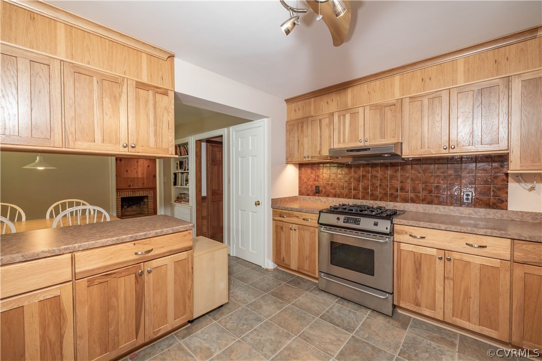 1403 Jamestown Road Williamsburg, VA 23185 - Photo 12 of 36