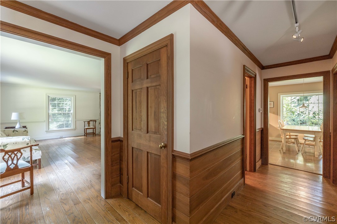 1403 Jamestown Road Williamsburg, VA 23185 - Photo 3 of 36