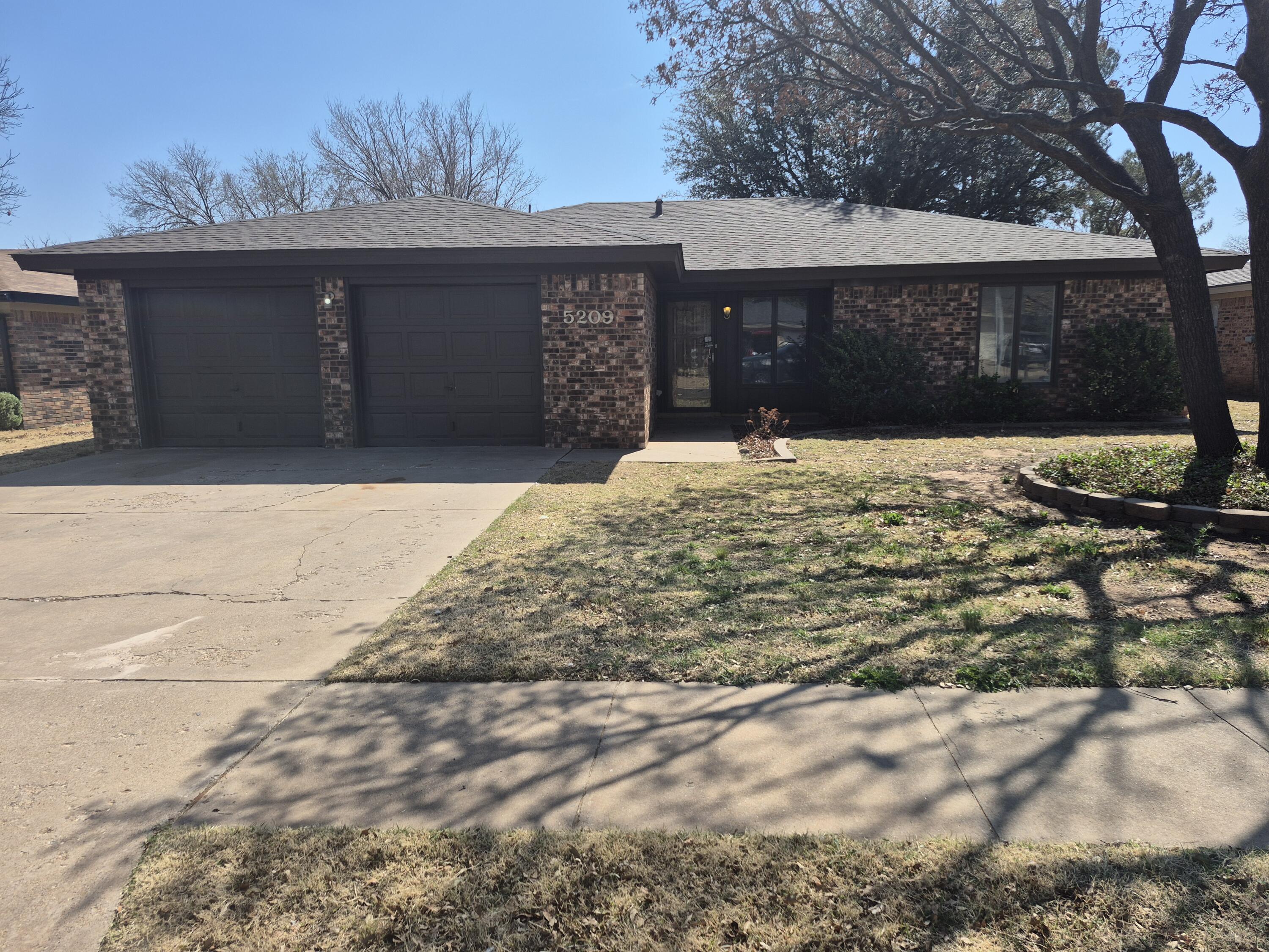 5209 95th Street Lubbock, TX 79424 - Photo 1 of 27 5209 95th