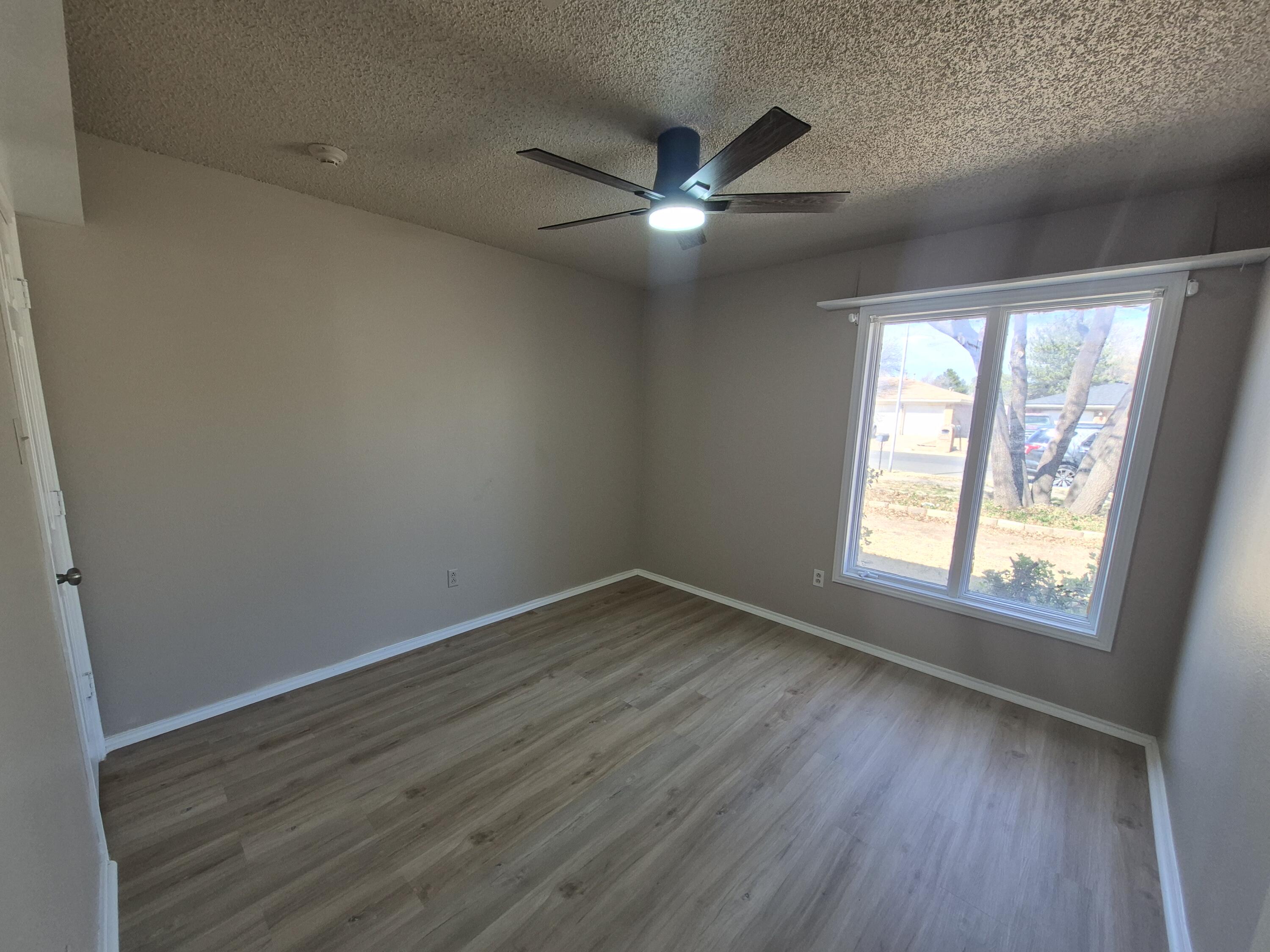 5209 95th Street Lubbock, TX 79424 - Photo 23 of 27 Room 3