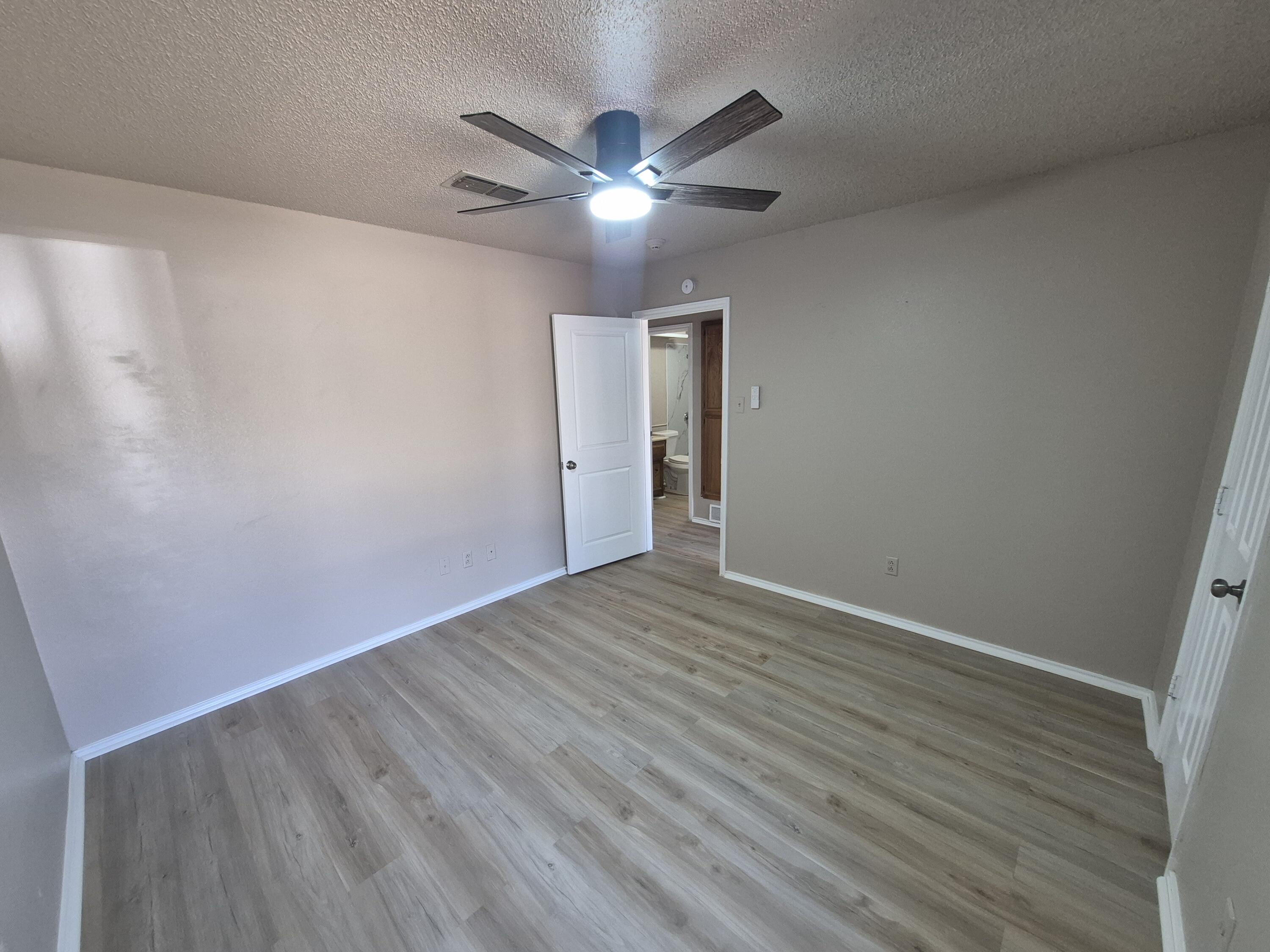 5209 95th Street Lubbock, TX 79424 - Photo 25 of 27 Room 2