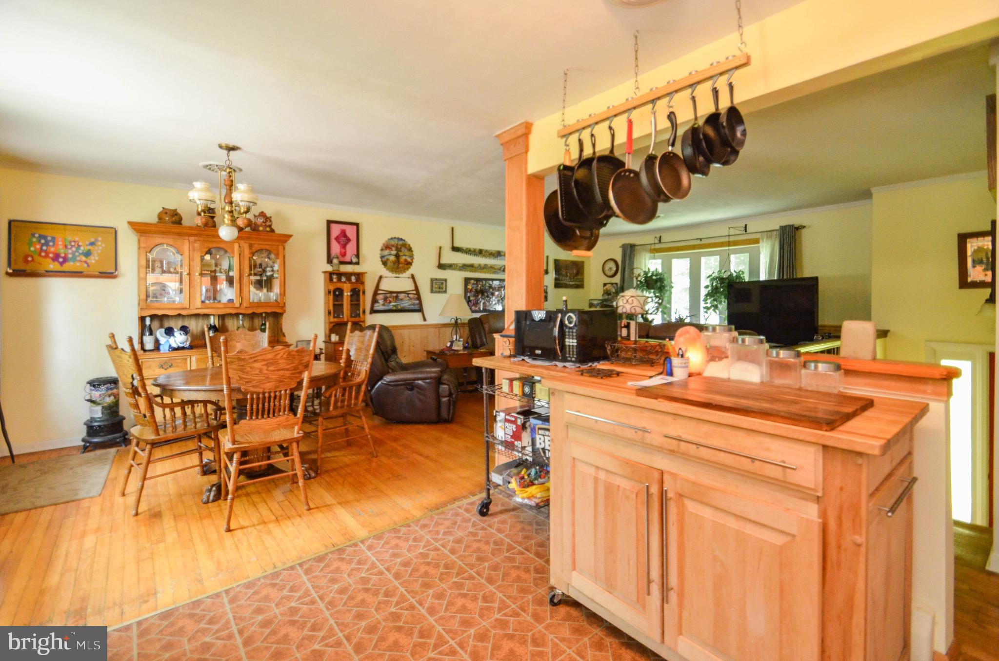 390 Klines Corner Road Mertztown, PA 19539 - Photo 9 of 32 Gallery Image 9