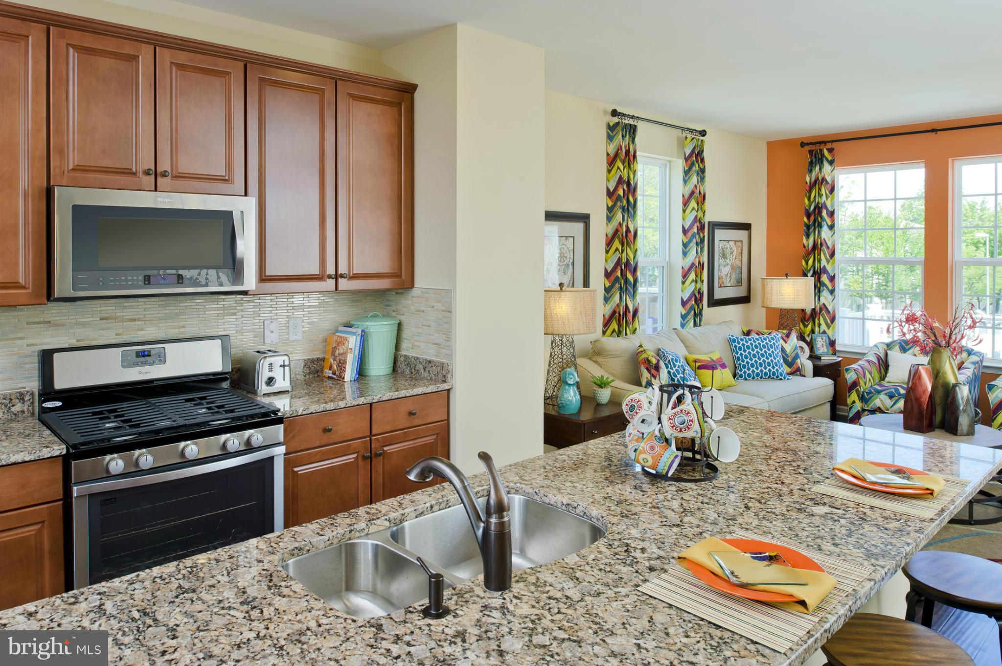6215 McKay Circle Rosedale, MD 21237 - Photo 3 of 23 Kitchen