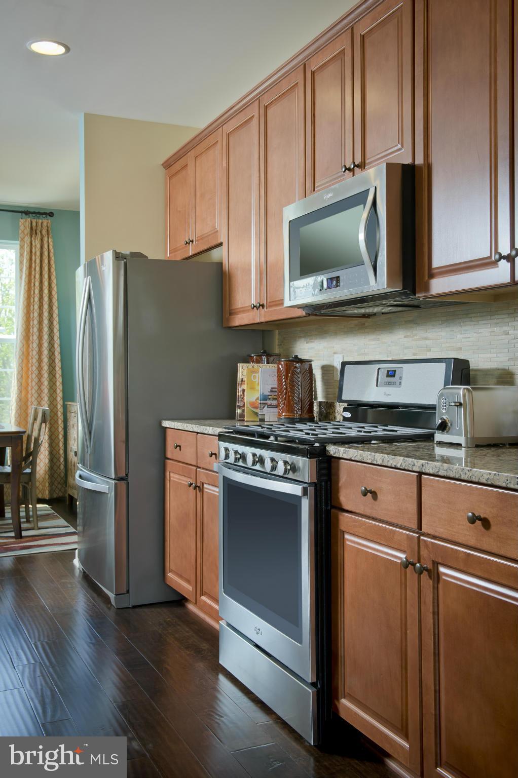 6215 McKay Circle Rosedale, MD 21237 - Photo 5 of 23 Kitchen