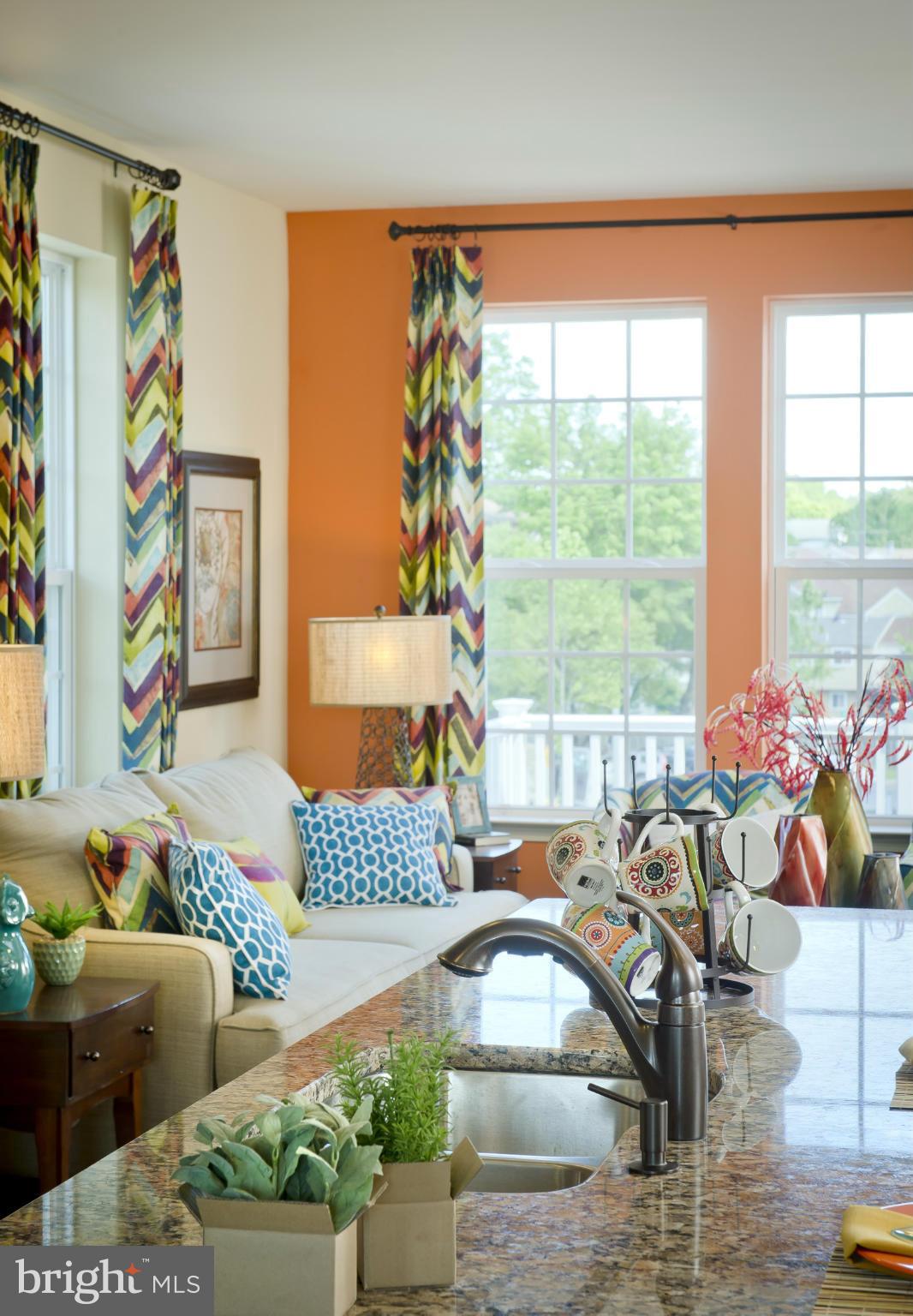6215 McKay Circle Rosedale, MD 21237 - Photo 7 of 23 Kitchen view of family room