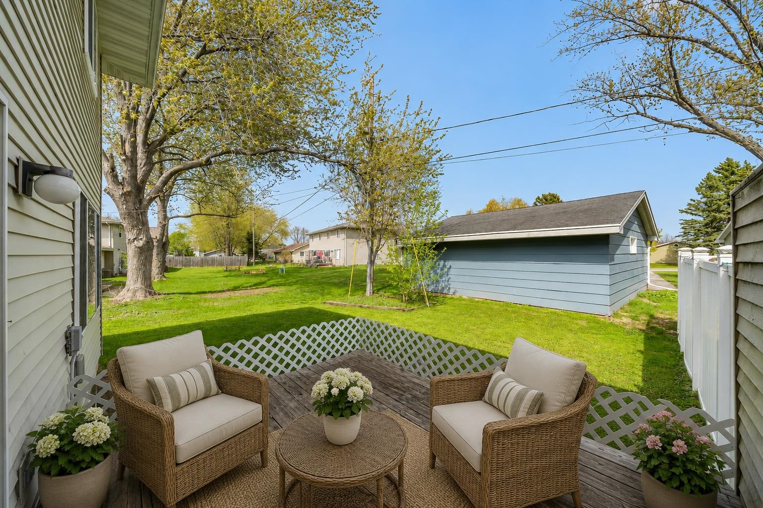 722 North Hawthorne Drive Appleton, WI 54915 - Photo 13 of 20