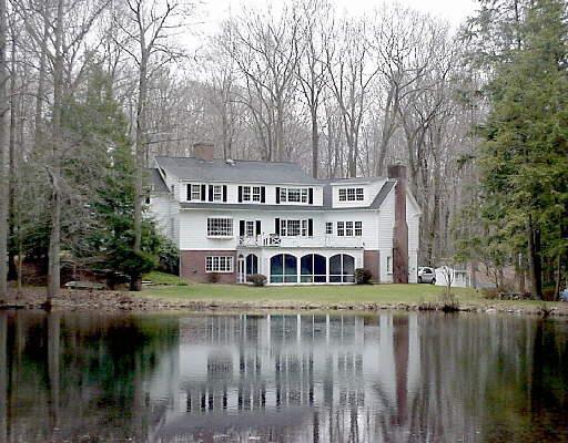 208-0 Whiting Pond Road Fairfield, CT 06824 - Photo 1 of 1 Gallery Image 1