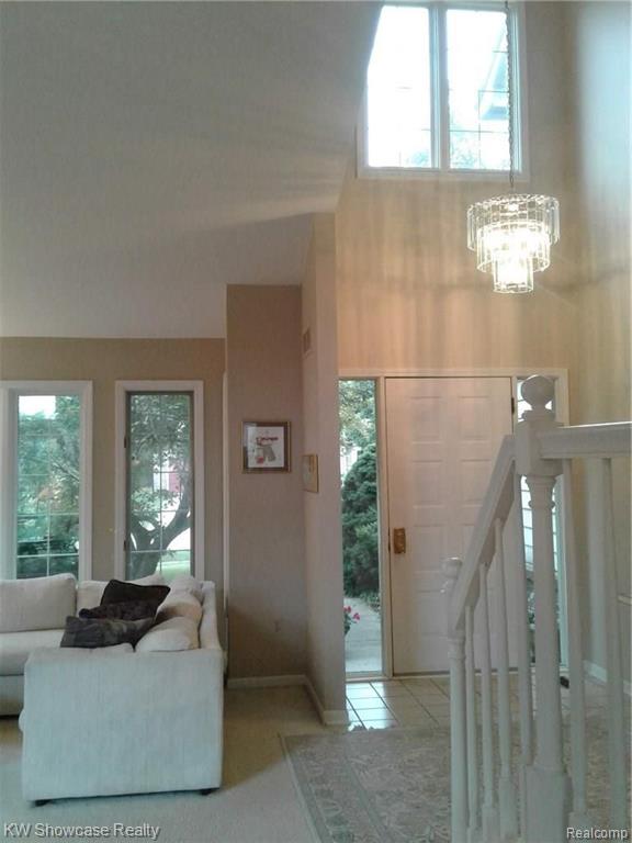 29523 English Way Novi, MI 48377 - Photo 3 of 22