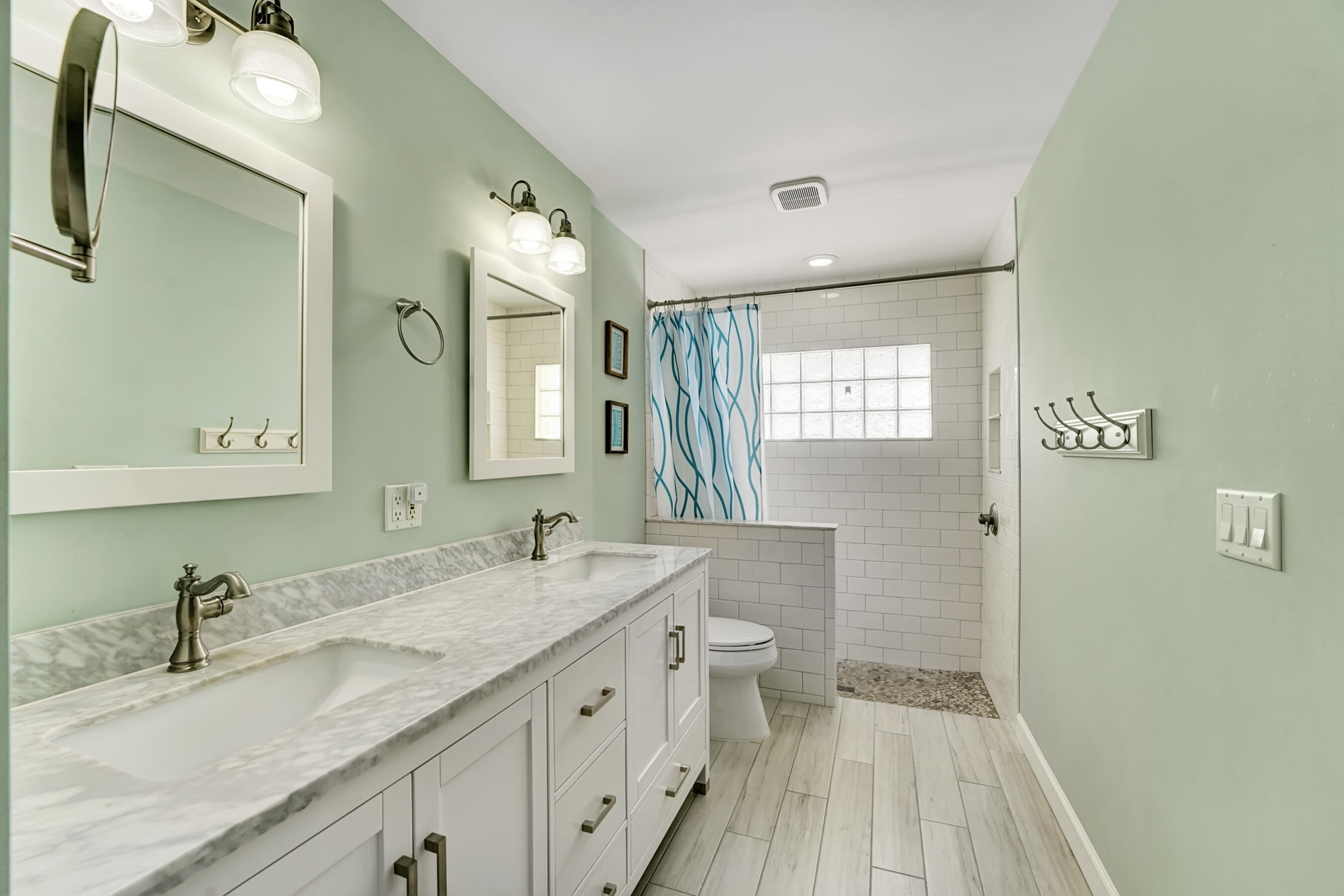 19495 Hampton Drive Boca Raton, FL 33434 - Photo 15 of 30 79C9DCA6-C5E0-4200-A359-928FF77CB341