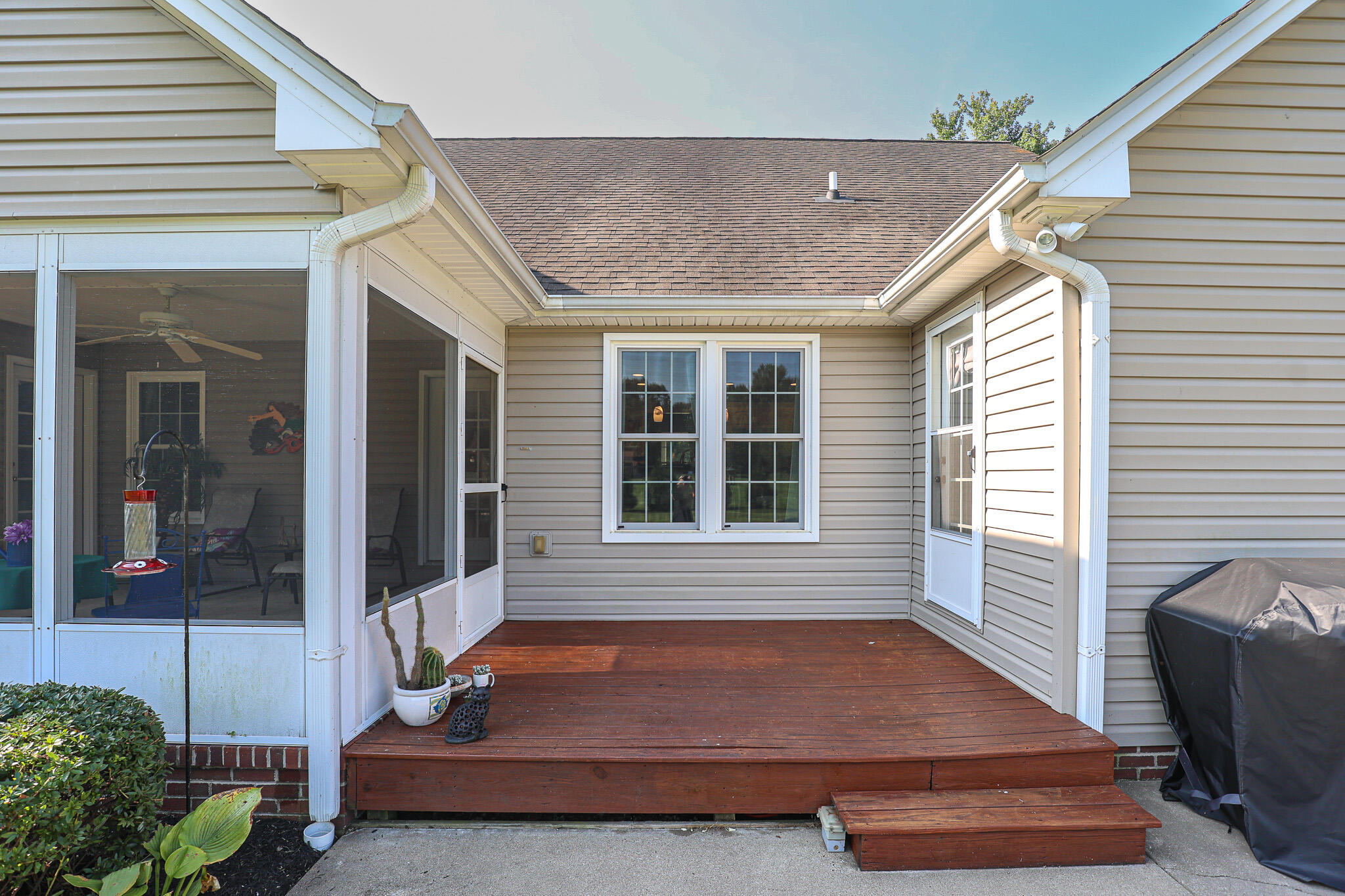 7131 Lovelaceville Road Paducah, KY 42001 - Photo 41 of 45 Back Porch