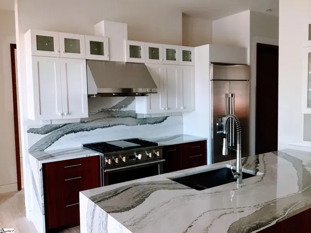 $1,145,000 | 85 Cleveland Street, Unit 202, Greenville, SC 29601