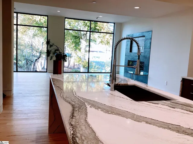 $1,145,000 | 85 Cleveland Street, Unit 202, Greenville, SC 29601