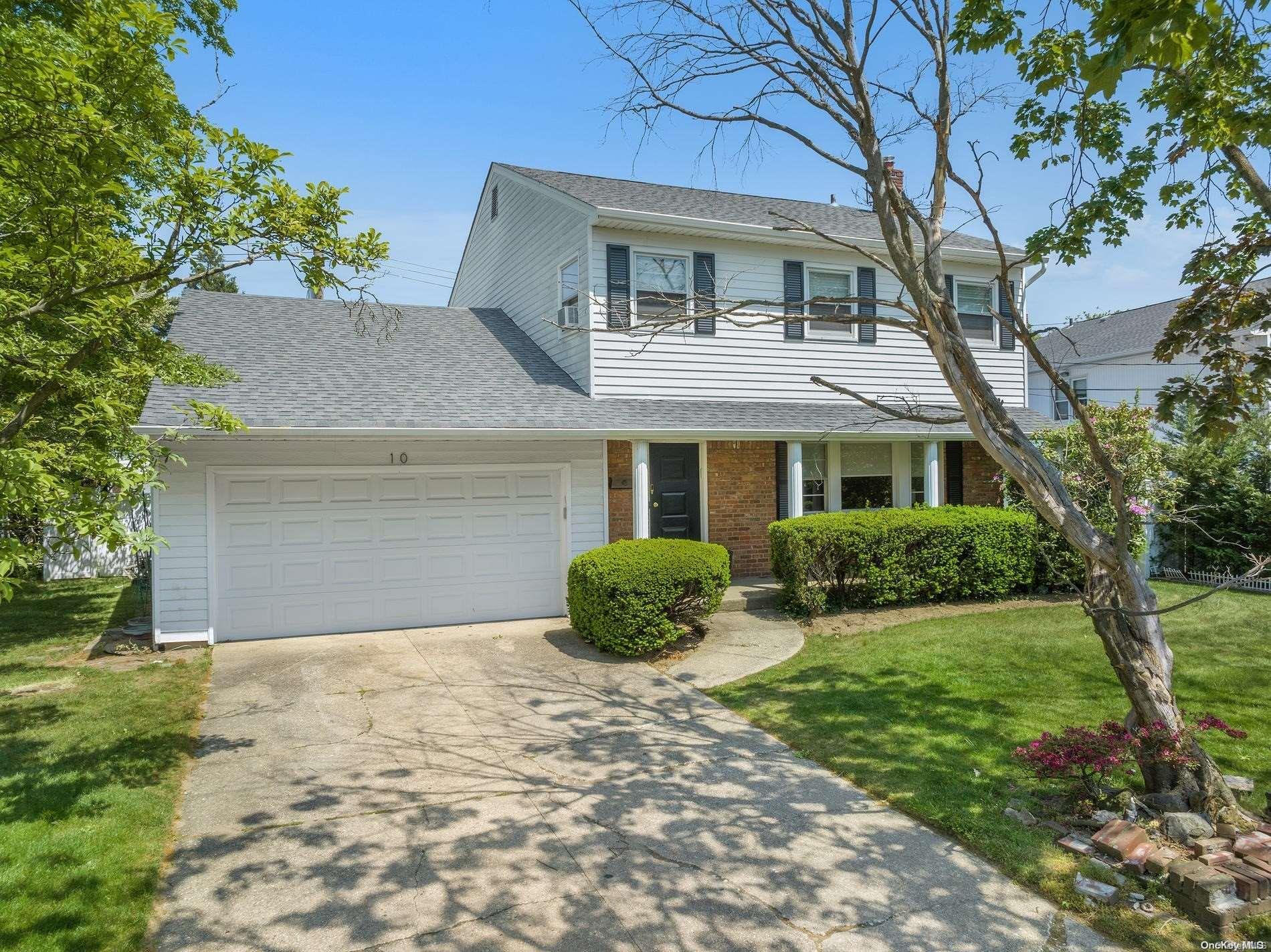 10 Halyard Road Valley Stream, NY 11581 - Photo 1 of 1