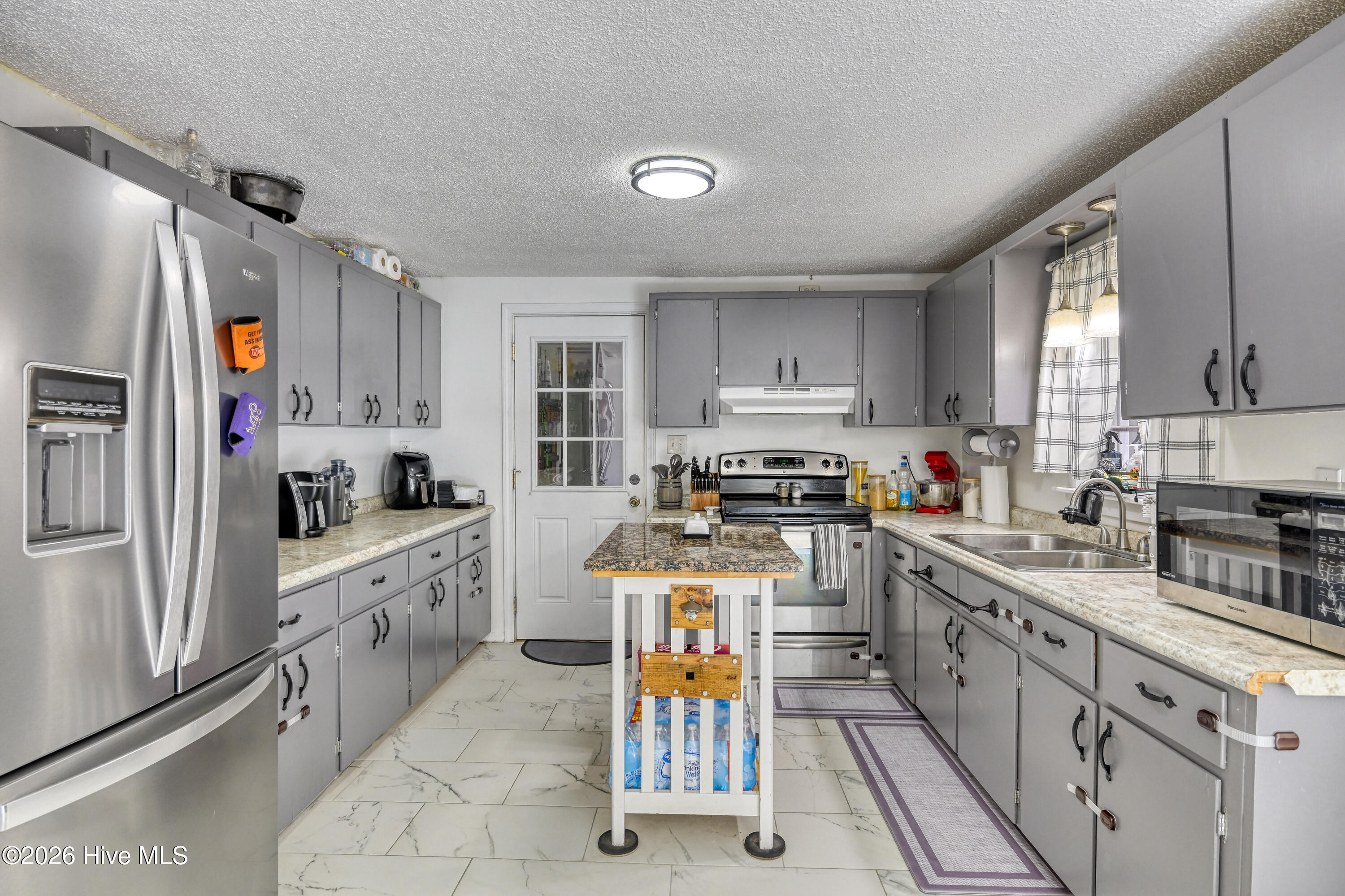 298 Comfort Road Richlands, NC 28574 - Photo 5 of 44 Kitchen 1