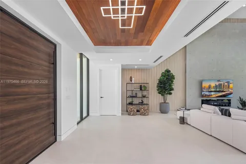 $10,400,000 | 6445 Southwest 129th Terrace, Pinecrest, FL 33156