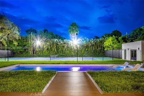 $10,400,000 | 6445 Southwest 129th Terrace, Pinecrest, FL 33156