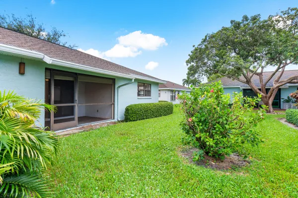 $225,000 | 4360 Eucalyptus Tree Court, Unit A, Boynton Beach, FL 33436