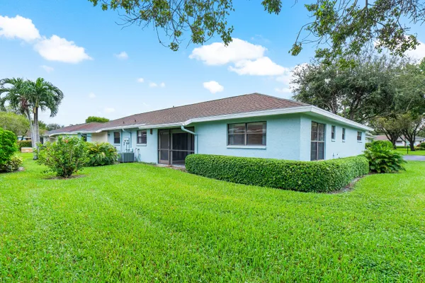 $225,000 | 4360 Eucalyptus Tree Court, Unit A, Boynton Beach, FL 33436