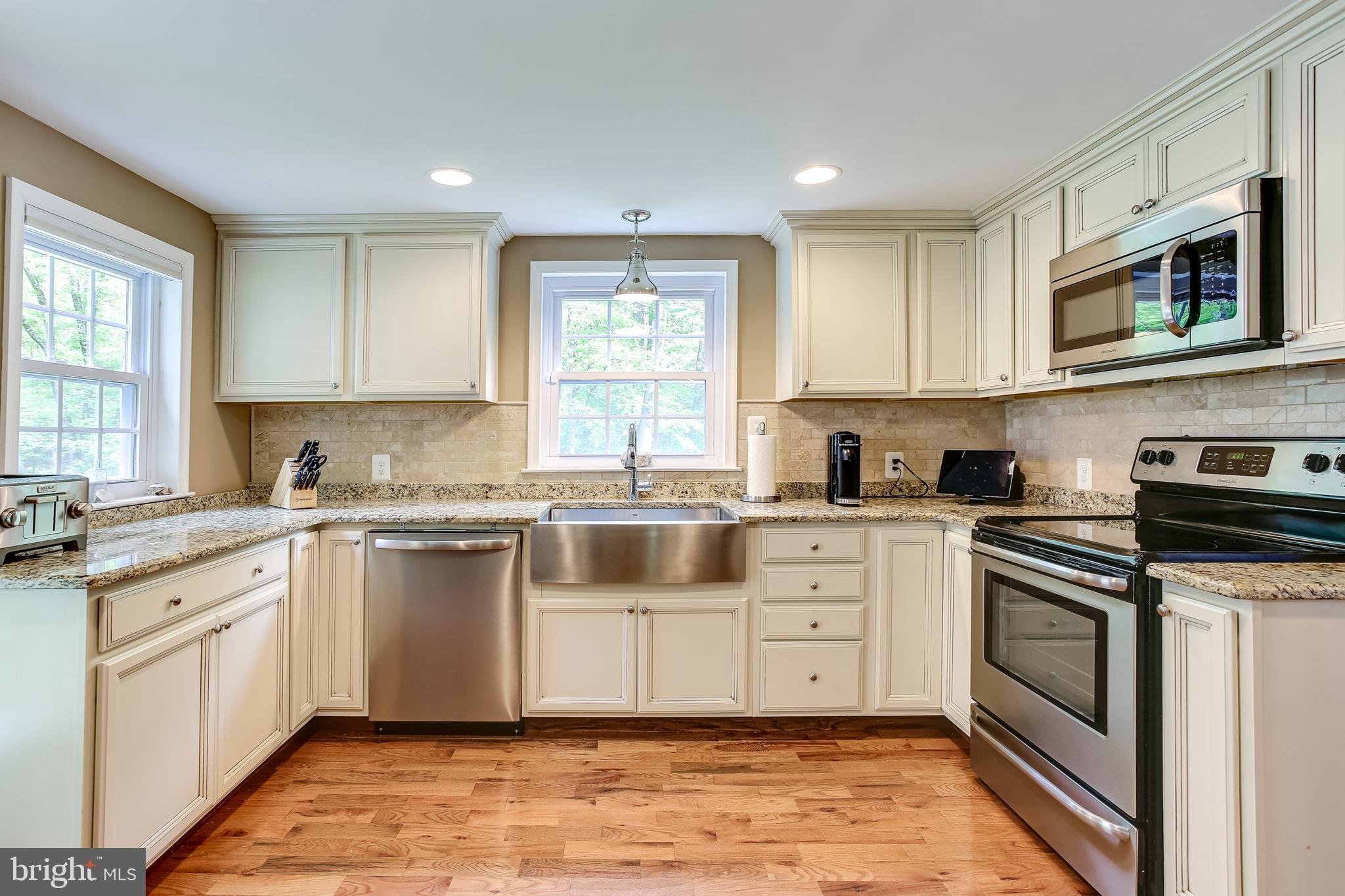 9033 Hamburg Road Frederick, MD 21702 - Photo 12 of 31 Gourmet Kitchen w/ Granite Countertops