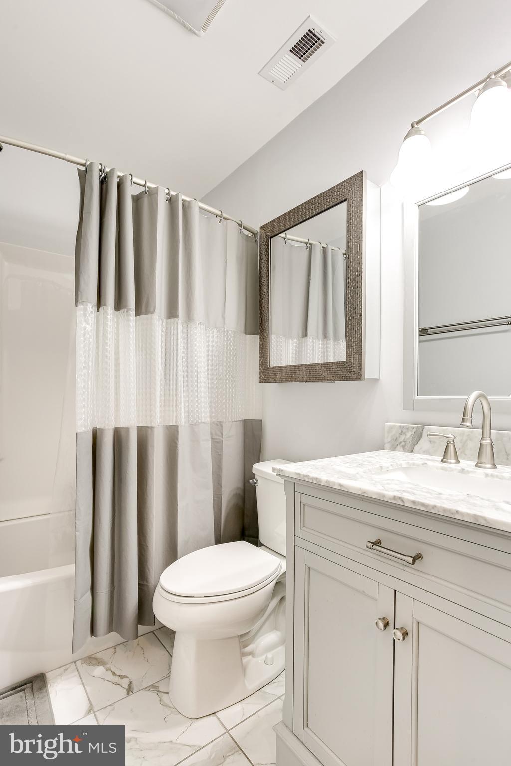 9033 Hamburg Road Frederick, MD 21702 - Photo 20 of 31 Immaculate Primary Bath