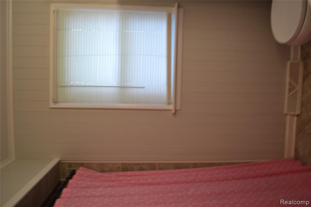 8153 North State Road Otisville, MI 48463 - Photo 13 of 33