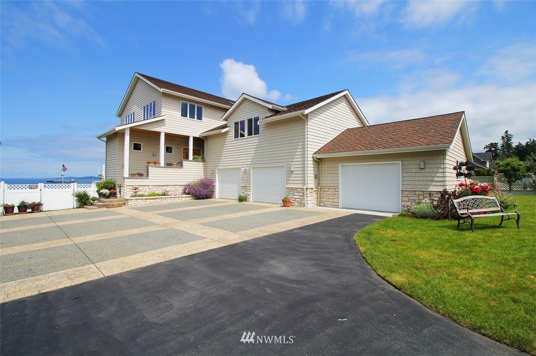 4844 G Loop Bow, WA 98232 - Photo 4 of 25