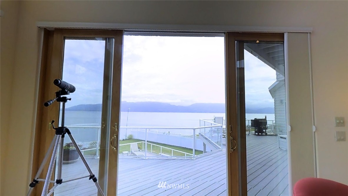 4844 G Loop Bow, WA 98232 - Photo 10 of 25