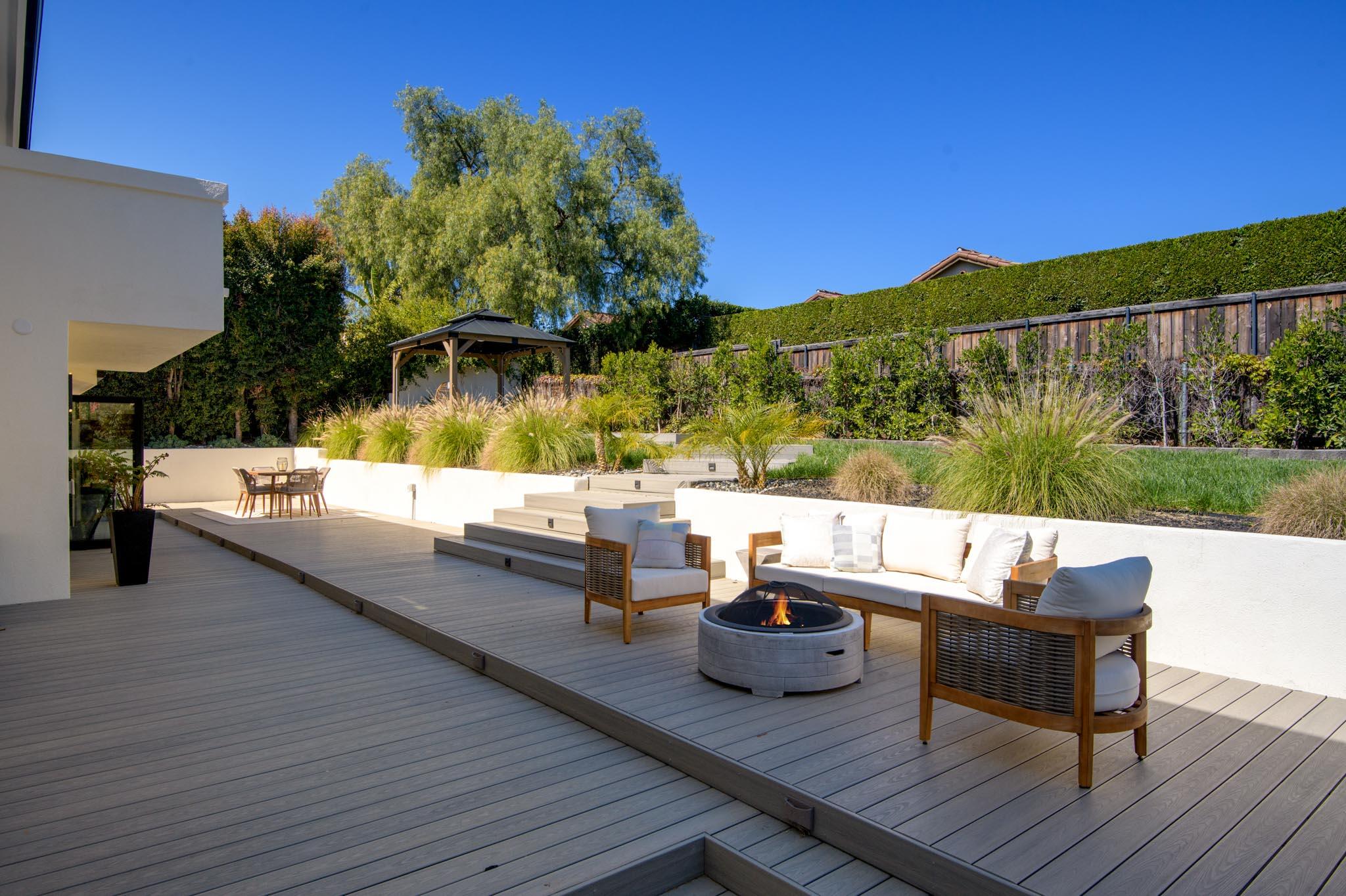 3816 Sunset Road Santa Barbara, CA 93110 - Photo 19 of 38 a view of sitting area with furniture and lake view