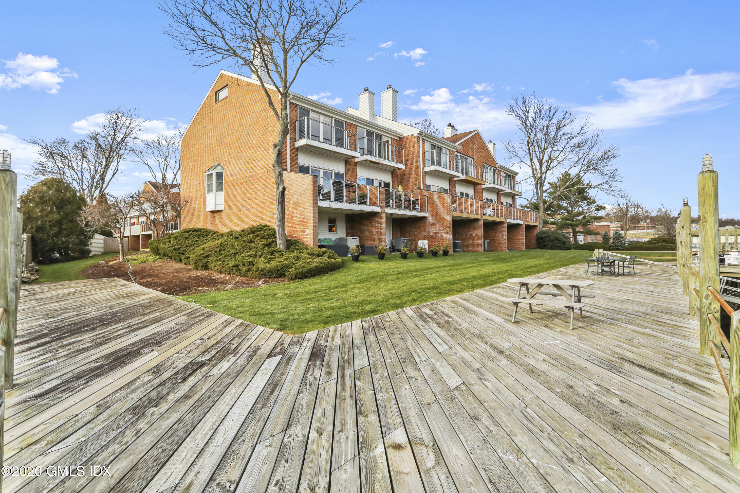 115 River Road, Unit 15 Cos Cob, CT 06807 - Photo 23 of 27 115 River Rd Cos Cob CT 06807-print-041-