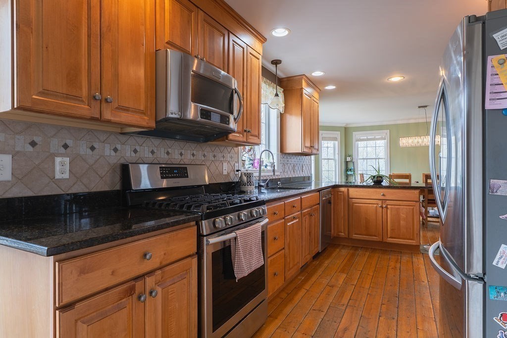 9 White Road Mendon, MA 01756 - Photo 9 of 41